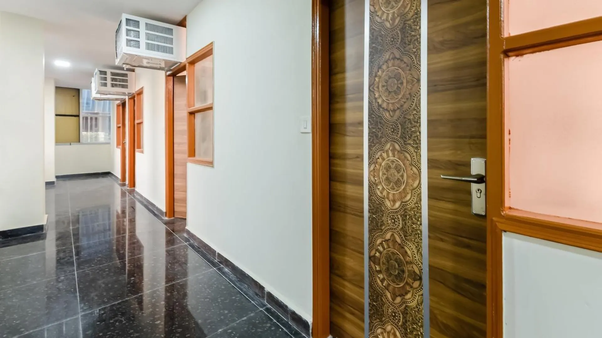 Hotel O Satguru Rasidency Dwarka Mor Delhi